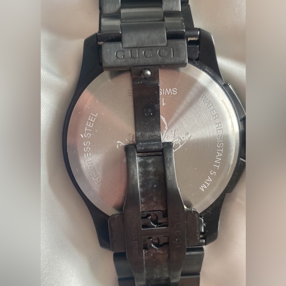 Authentic Gucci watch and wallet - Picture 8 of 9